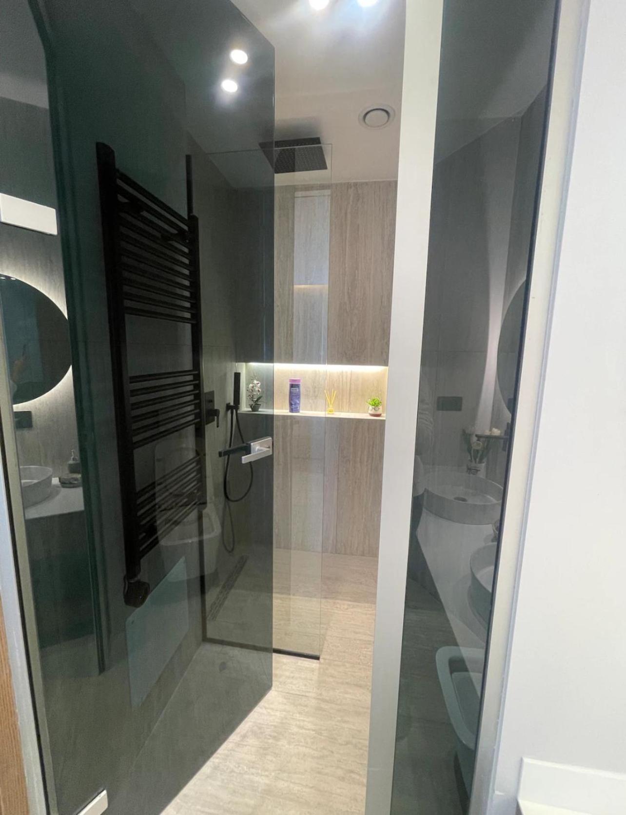 Marina Bay Luxury Apartament